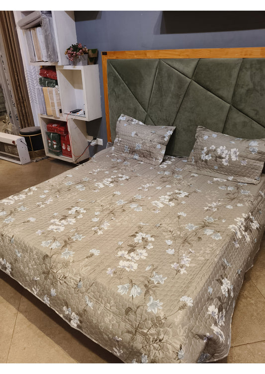 Rosepetal Quilted Bedcover Dusty Meadow
