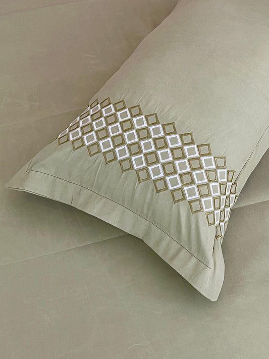 La Reva KARIGARY King size Bedsheet 12