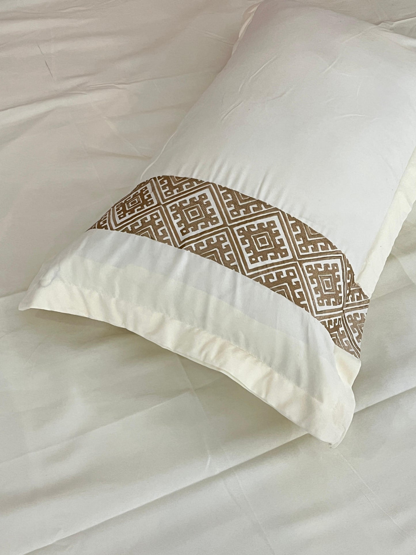 La Reva KARIGARY King size Bedsheet 04
