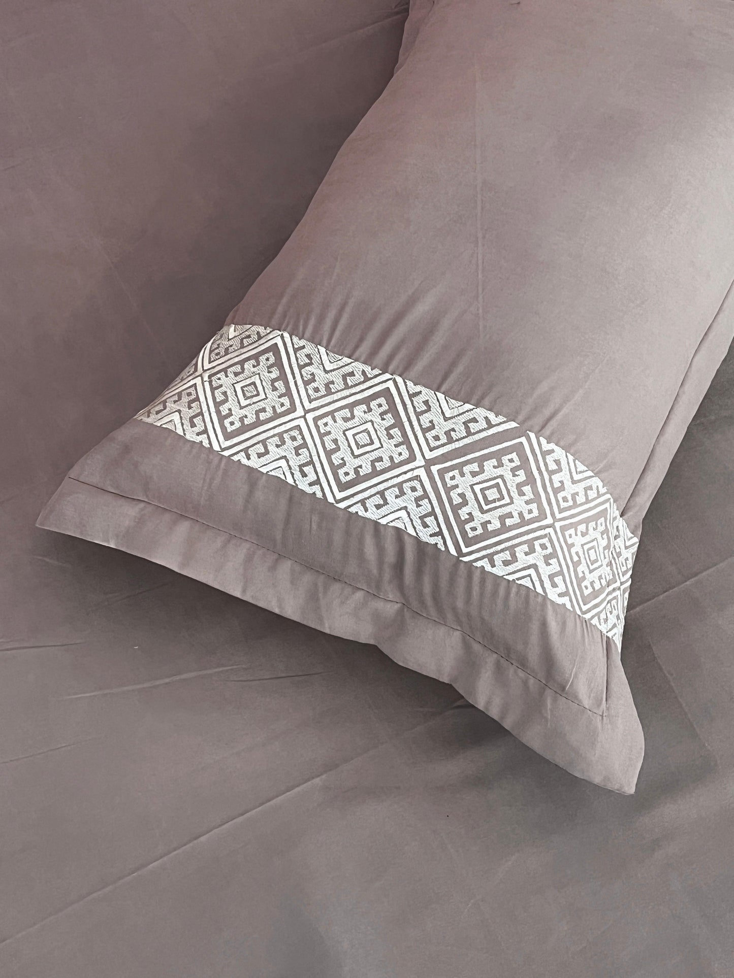 La Reva KARIGARY King size Bedsheet 07