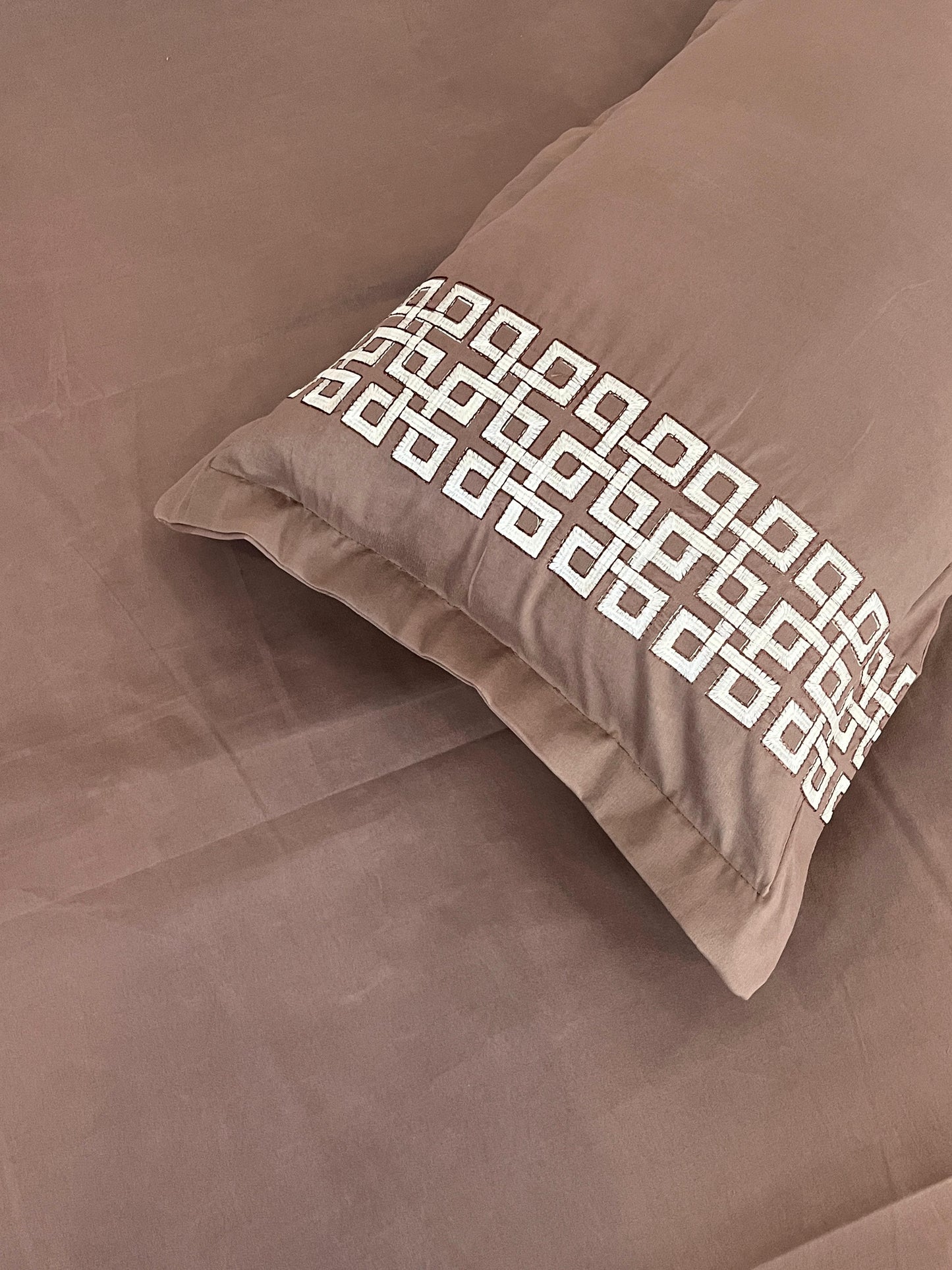 La Reva KARIGARY King size Bedsheet 10