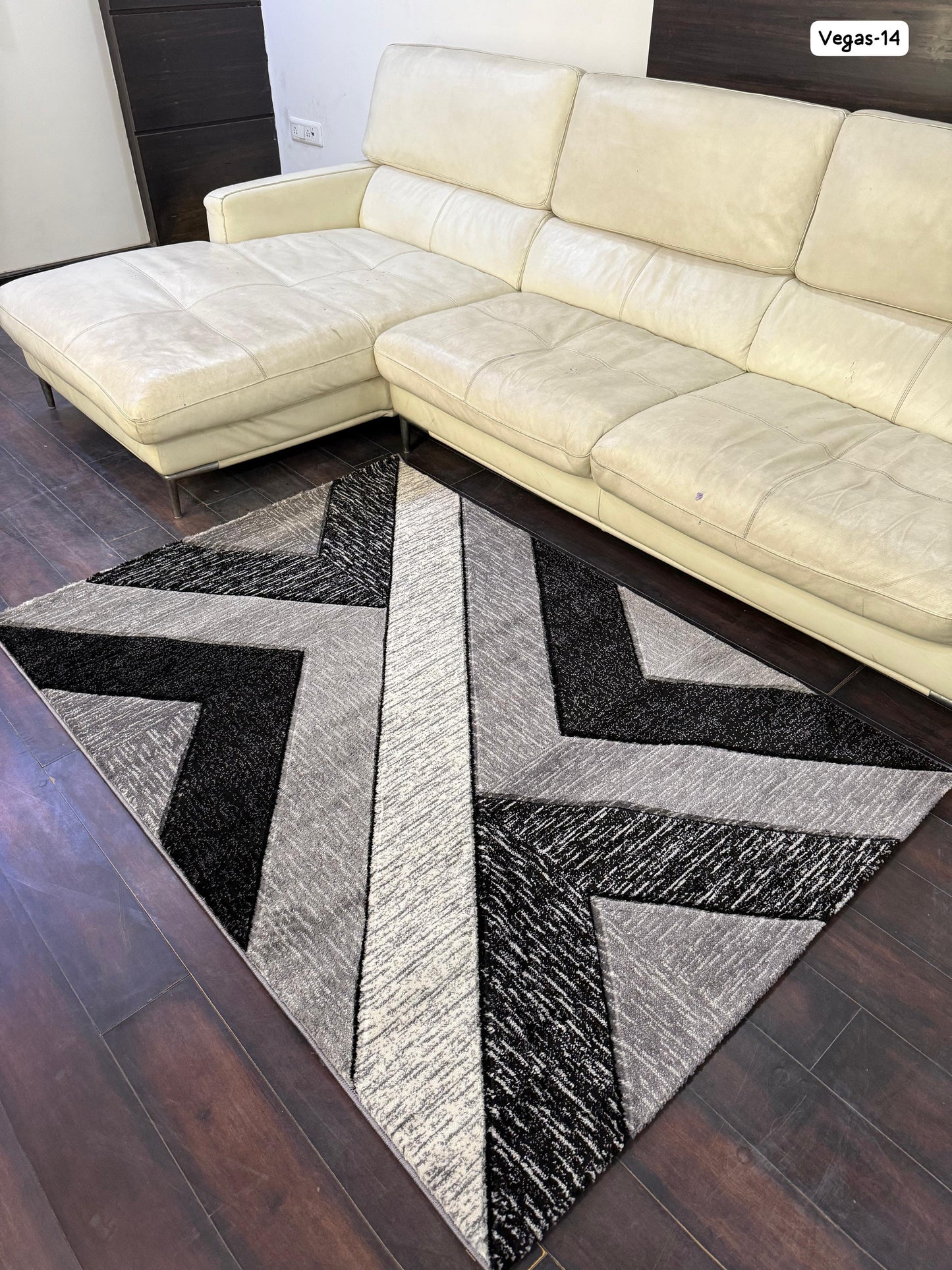 Tulip Carpet Design 14